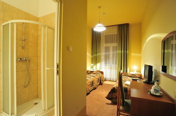 Hotel apartamentowy Kosmopolita 3*